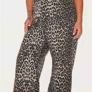 PrettyLittleThing Leopard Print Wide-Leg Pants